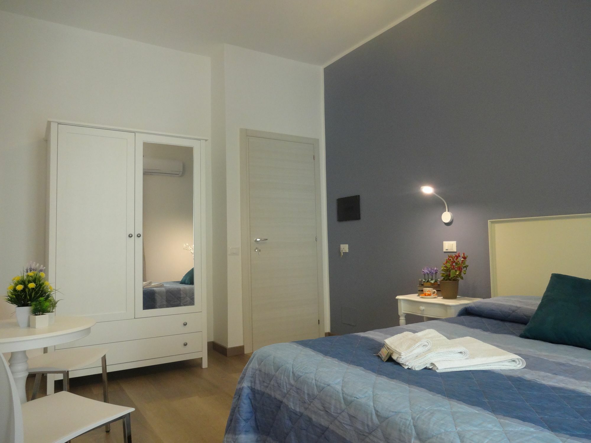 Bed and Breakfast I Vicini Della Cattedrale Palermo Exterior foto