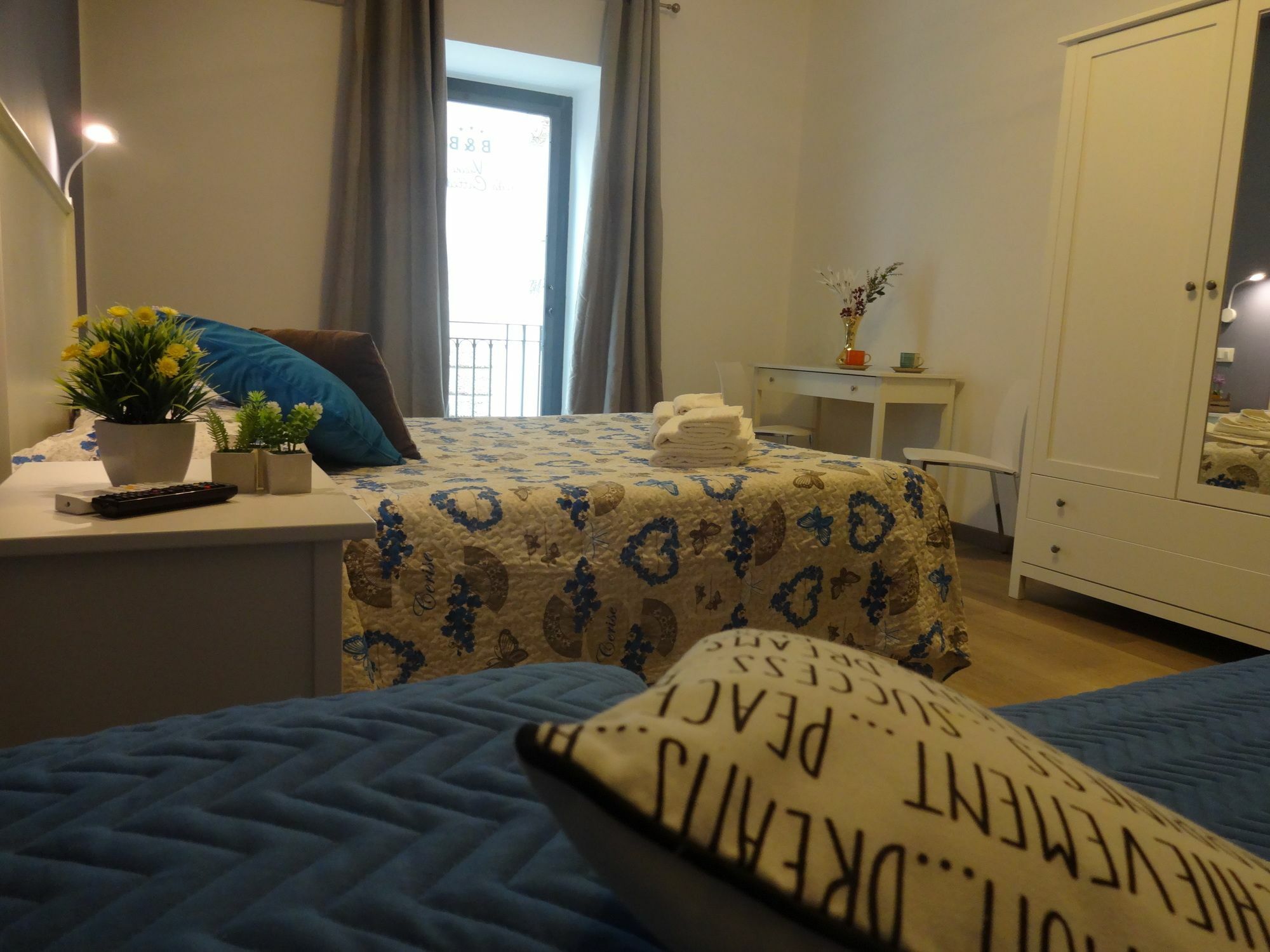 Bed and Breakfast I Vicini Della Cattedrale Palermo Exterior foto