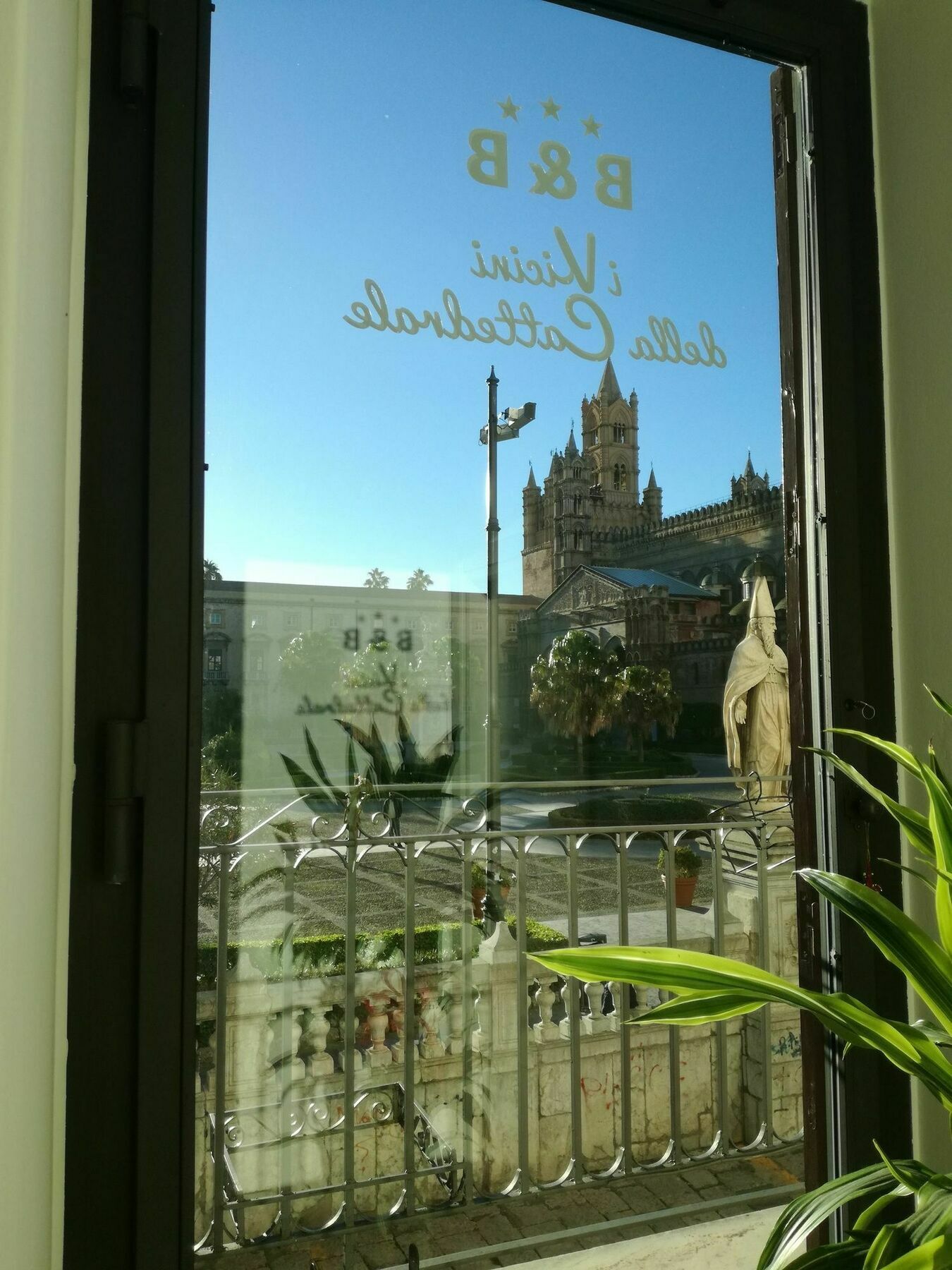 Bed and Breakfast I Vicini Della Cattedrale Palermo Exterior foto