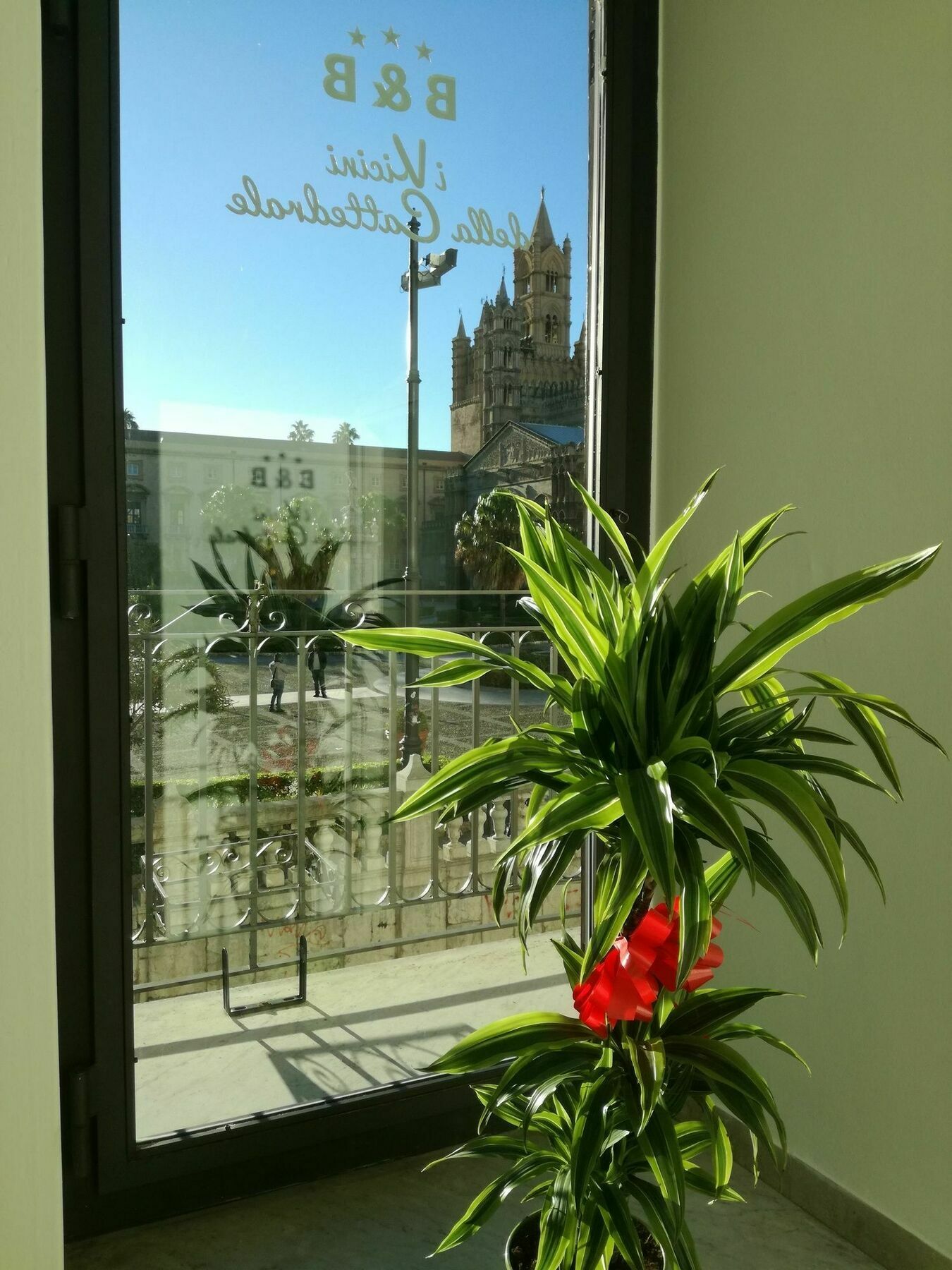 Bed and Breakfast I Vicini Della Cattedrale Palermo Exterior foto