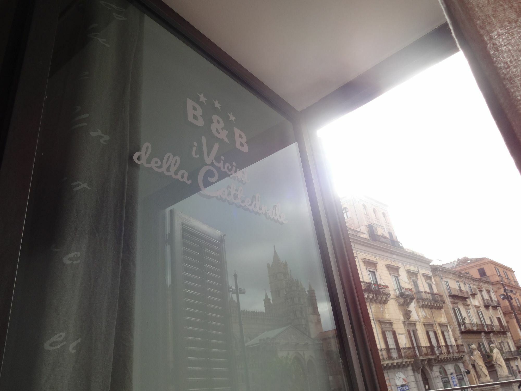 Bed and Breakfast I Vicini Della Cattedrale Palermo Exterior foto