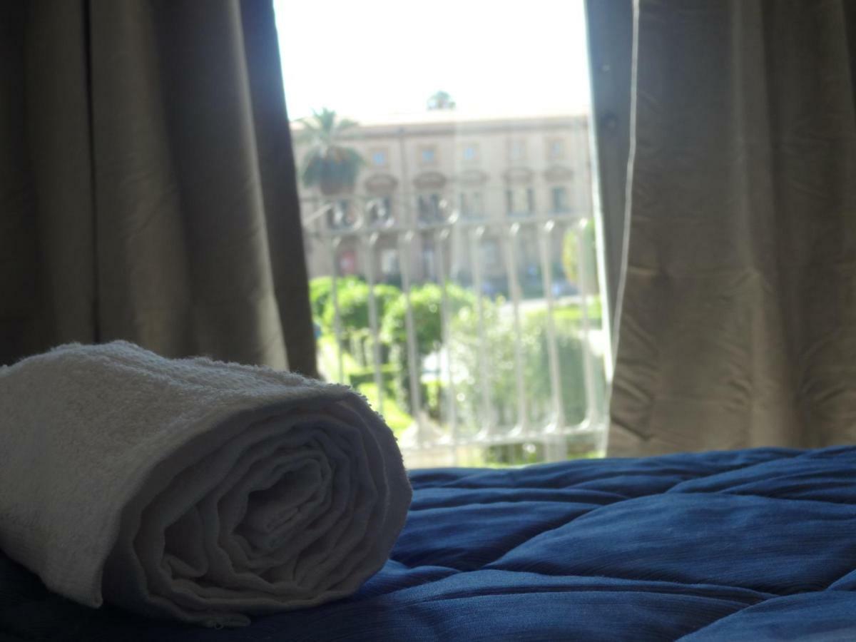 Bed and Breakfast I Vicini Della Cattedrale Palermo Exterior foto
