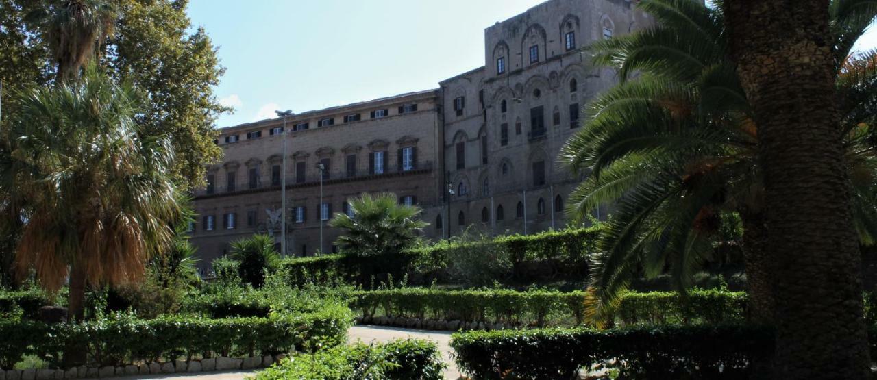 Bed and Breakfast I Vicini Della Cattedrale Palermo Exterior foto