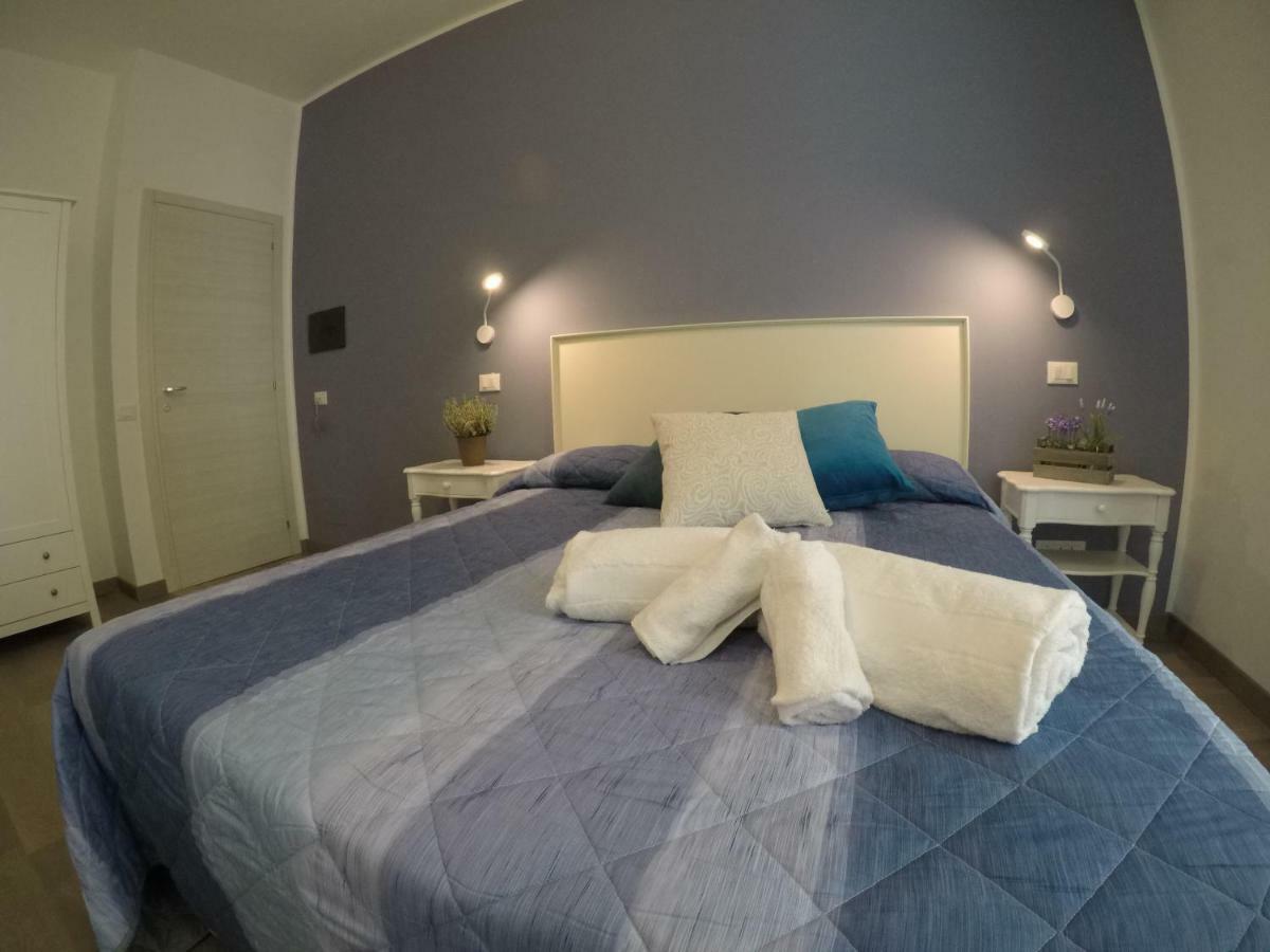 Bed and Breakfast I Vicini Della Cattedrale Palermo Exterior foto