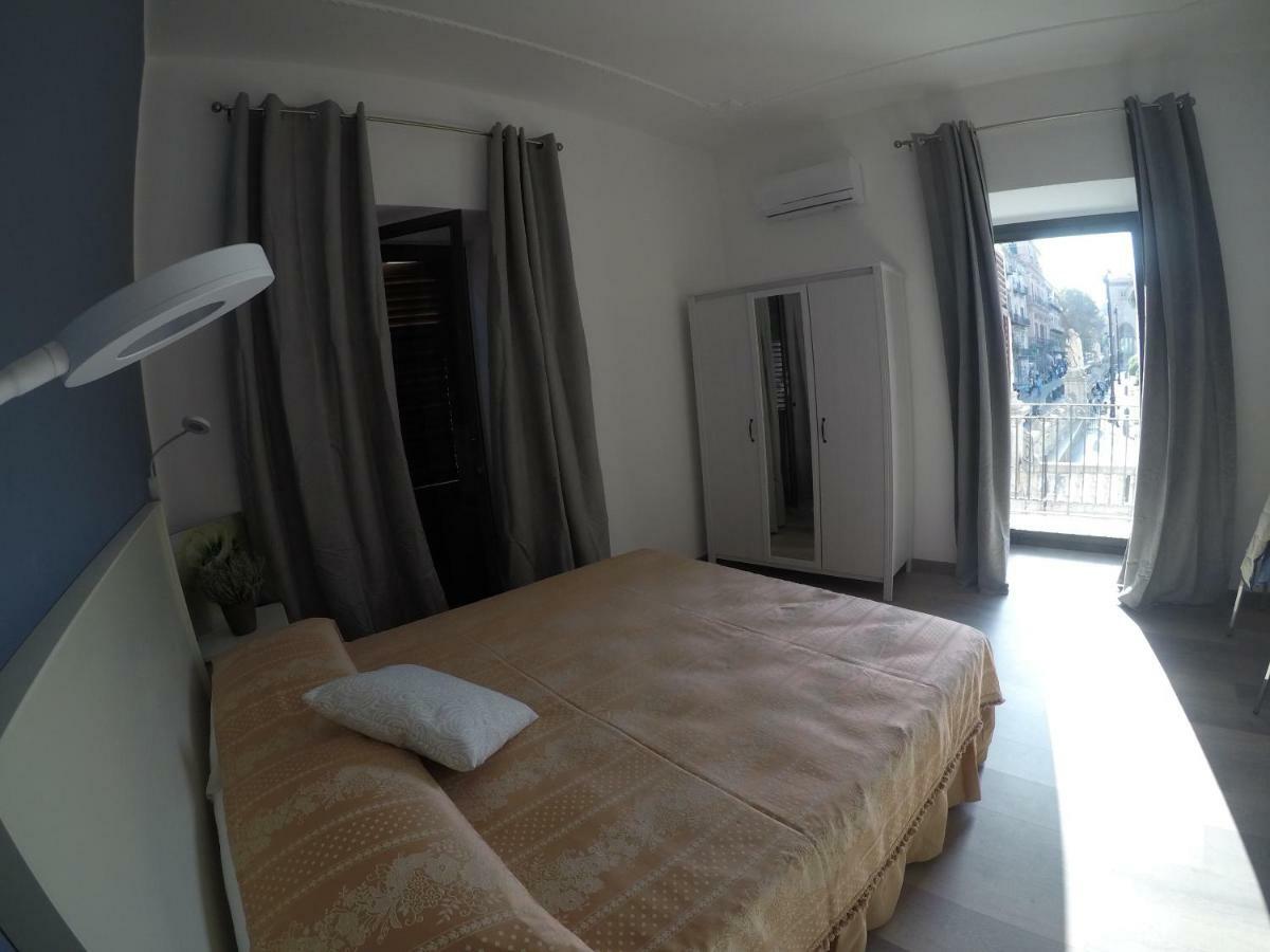 Bed and Breakfast I Vicini Della Cattedrale Palermo Exterior foto