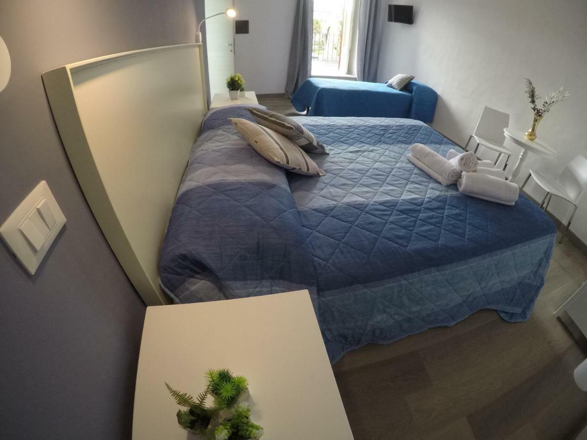Bed and Breakfast I Vicini Della Cattedrale Palermo Exterior foto